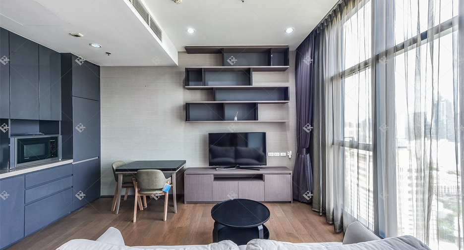 For sale 1 Beds condo in Sathon, Bangkok