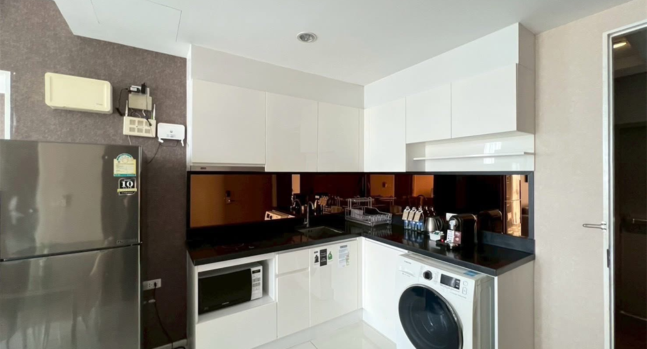For sale 2 bedrooms condo in Watthana, Bangkok