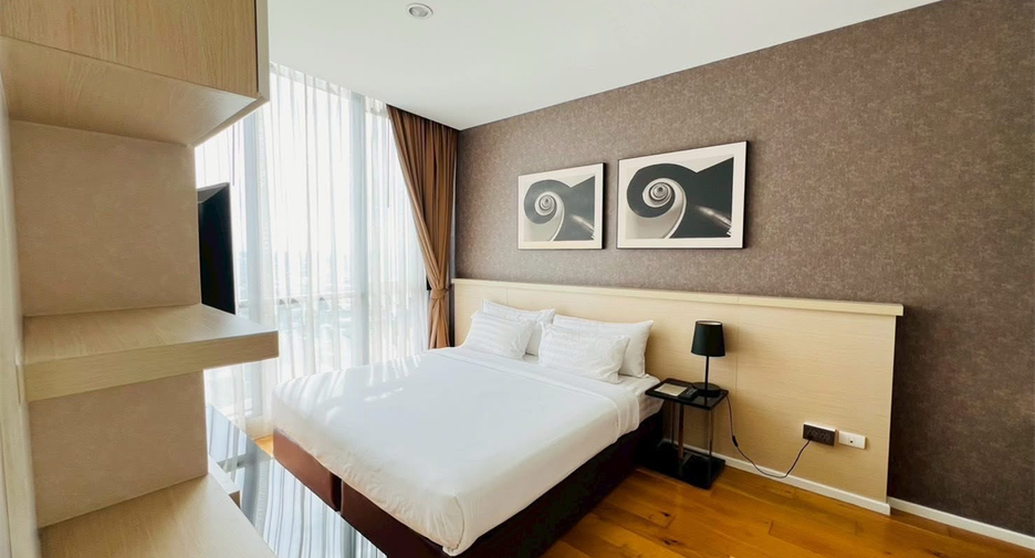 For sale 2 bedrooms condo in Watthana, Bangkok