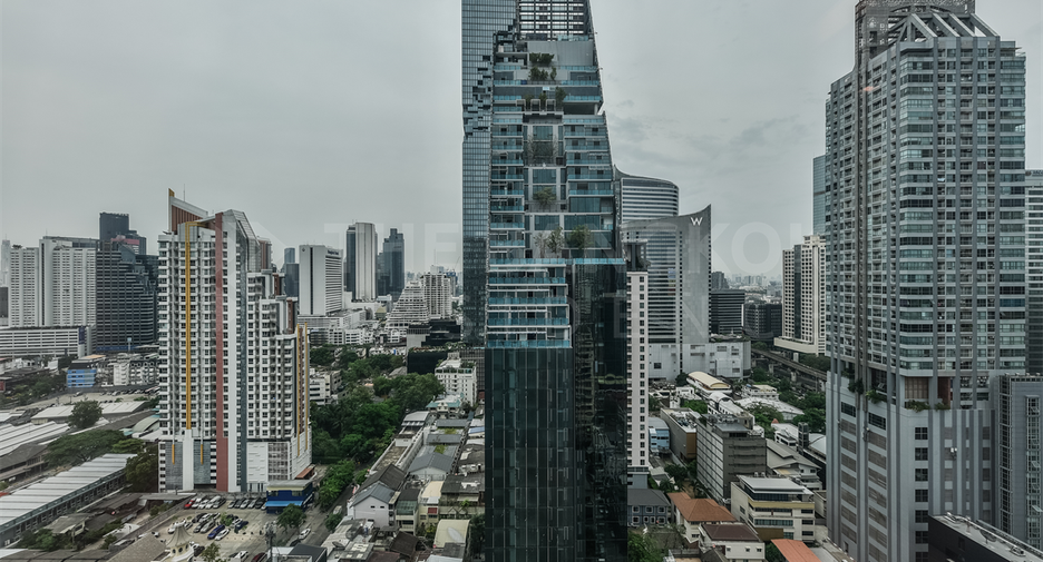 For sale 2 ベッドルーム condo in Sathon, Bangkok