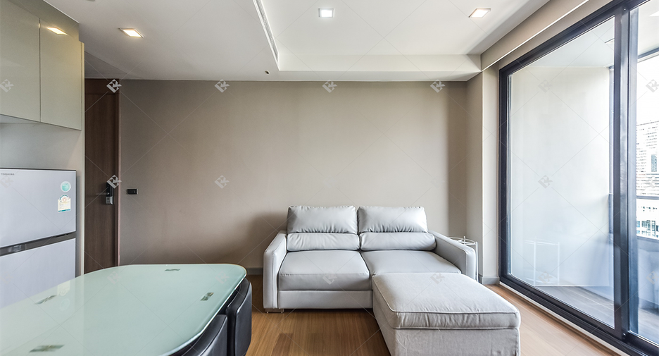 For rent 1 bed condo in Bang Rak, Bangkok