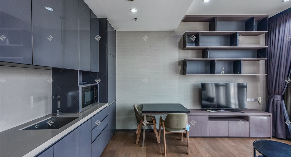 For rent 1 bed condo in Sathon, Bangkok