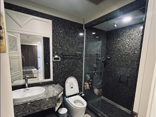 For rent 3 ベッドルーム condo in Sathon, Bangkok
