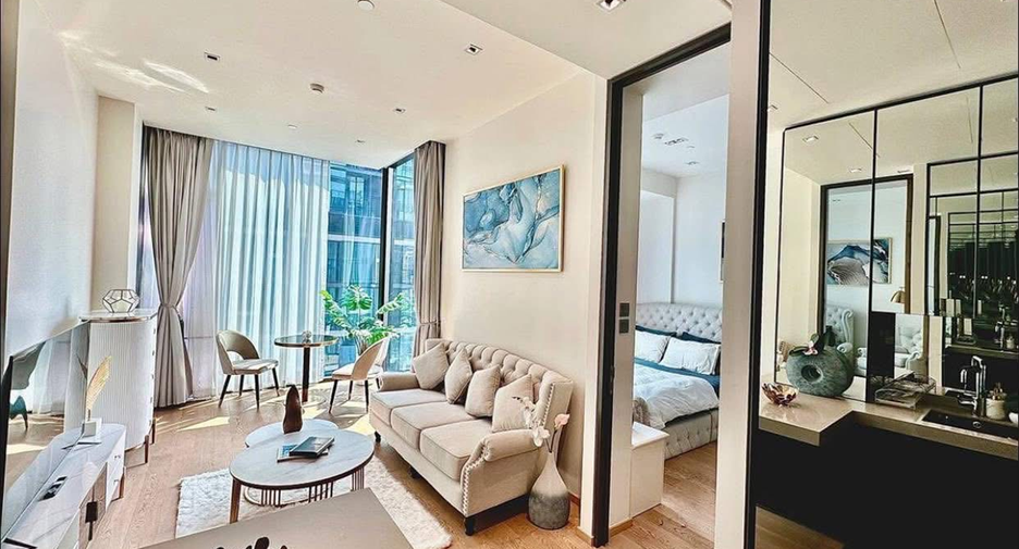 For rent 1 bed condo in Pathum Wan, Bangkok