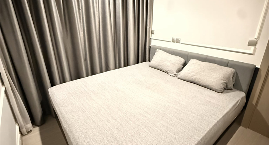 For sale 1 bed condo in Huai Khwang, Bangkok