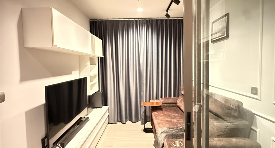For sale 1 bed condo in Huai Khwang, Bangkok