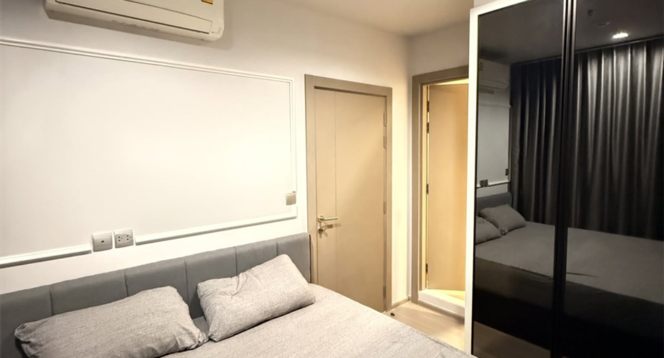 For sale 1 bed condo in Huai Khwang, Bangkok