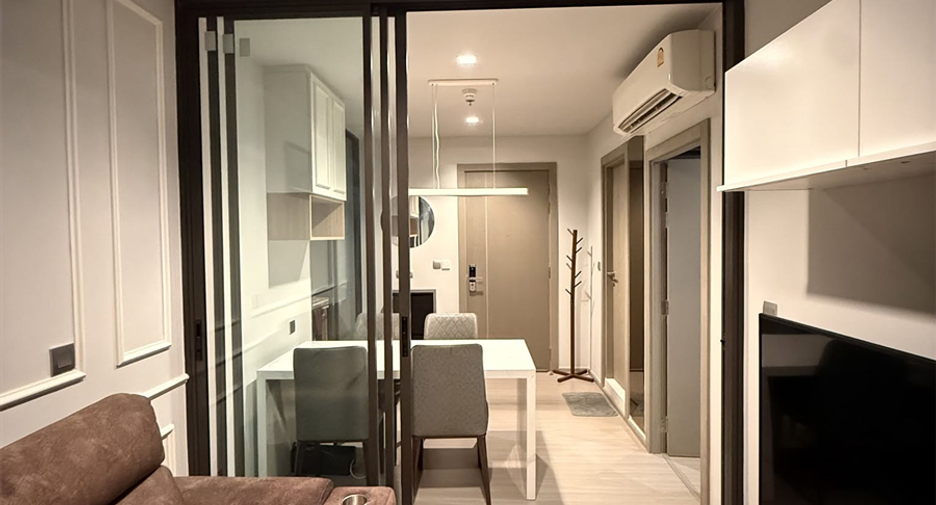 For sale 1 bed condo in Huai Khwang, Bangkok
