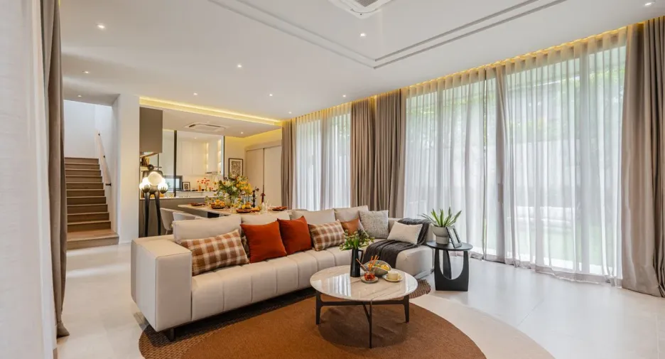 For sale 4 bedrooms house in East Pattaya, Pattaya