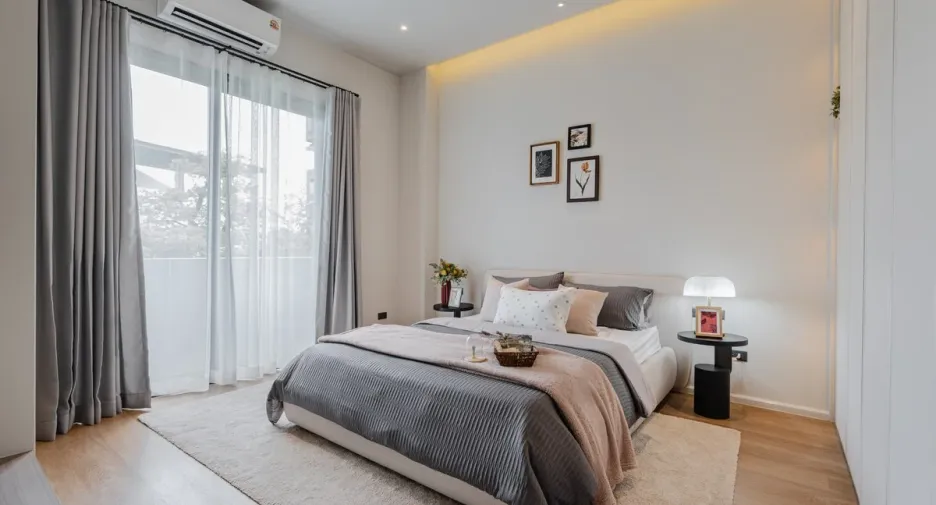For sale 4 bedrooms house in East Pattaya, Pattaya