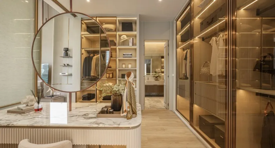 For sale 4 bedrooms house in East Pattaya, Pattaya