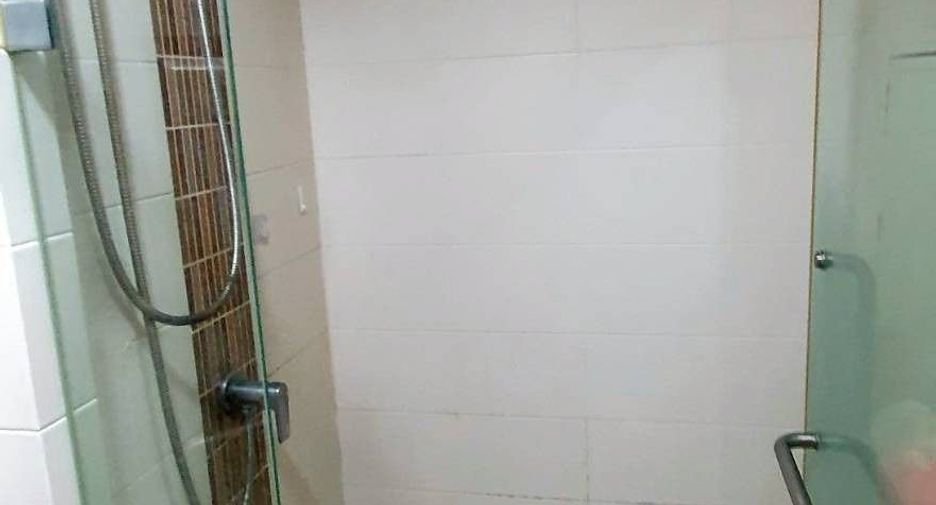 Аренда и продажа 2 спальни кондо в Ратчатхещи, Бангкок