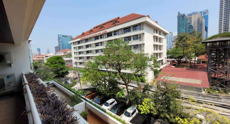 Wohnung zur Miete mit 1 Zimmer in Watthana, Bangkok