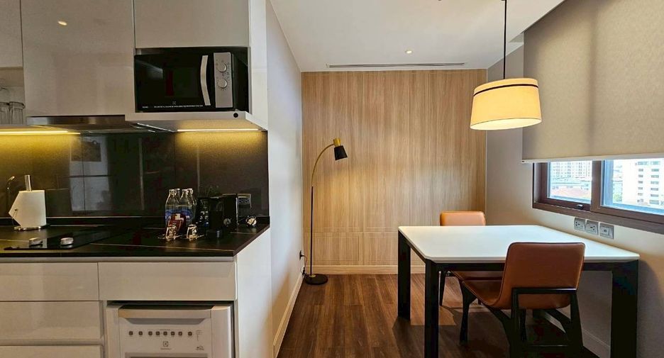Condo en alquiler de estudio en Phra Khanong, Bangkok