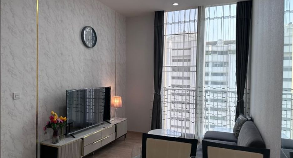 For rent 2 bedrooms condo in Watthana, Bangkok