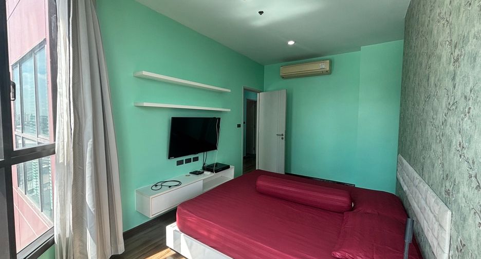 For rent そして for sale 2 ベッドルーム condo in Khlong Toei, Bangkok