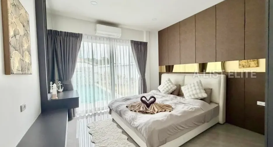 Casa en alquiler de 4 habitaciones en Jomtien, Pattaya