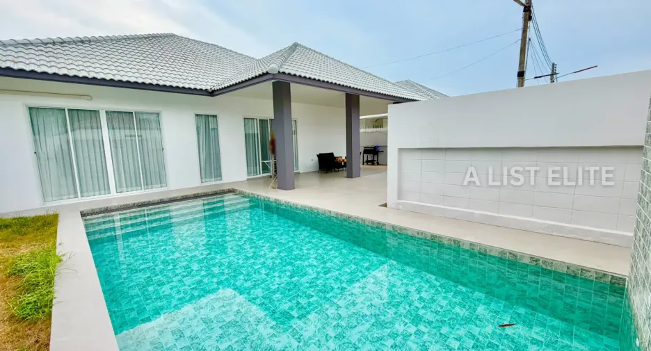 Casa en alquiler de 4 habitaciones en Jomtien, Pattaya