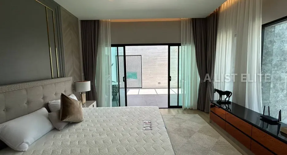 À louer 4 chambres maison à South Pattaya, Pattaya