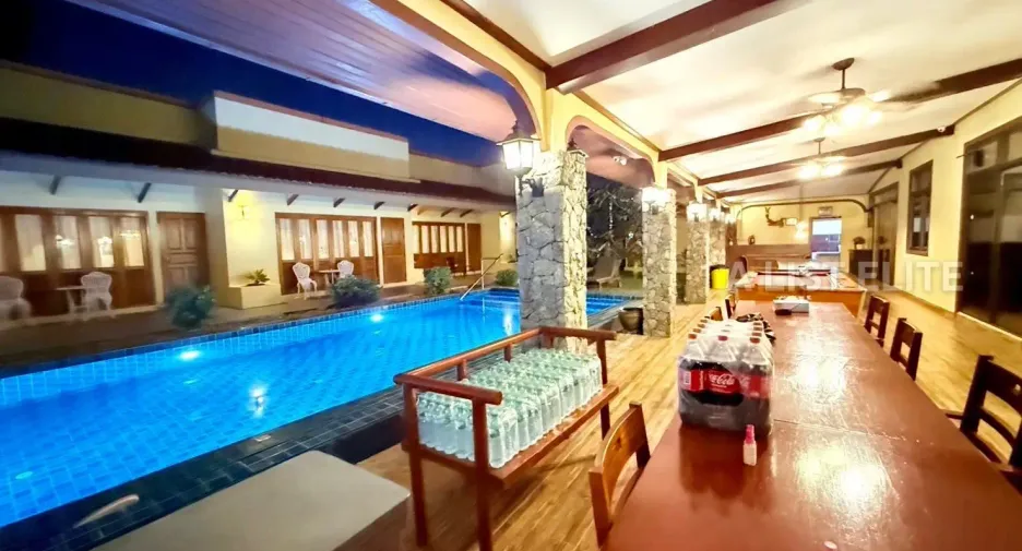 For rent 10 bedrooms house in East Pattaya, Pattaya