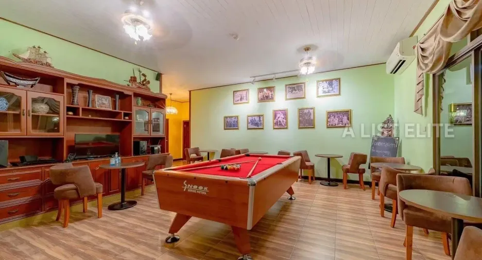For rent 10 bedrooms house in East Pattaya, Pattaya