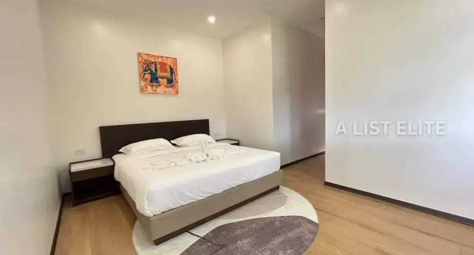 For rent 6 bedrooms house in East Pattaya, Pattaya