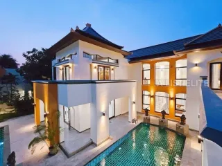 For rent 6 bedrooms house in Bang Lamung, Chonburi