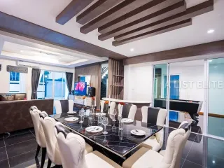 For rent 4 bedrooms house in Bang Lamung, Chonburi