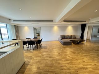 Apartment zur Miete mit 3 Zimmer in Watthana, Bangkok