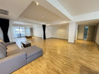 Apartment zur Miete mit 3 Zimmer in Watthana, Bangkok