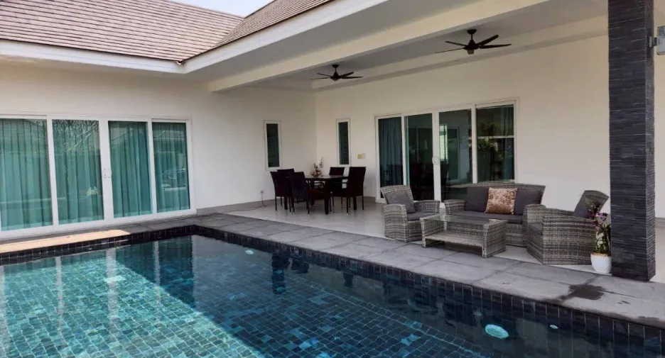 For rent 3 bedrooms villa in Hua Hin, Prachuap Khiri Khan