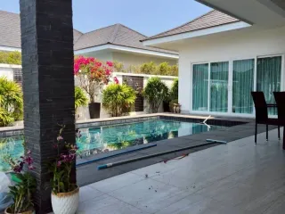 Villa en alquiler de 3 habitaciones en Hua Hin, Prachuap Khiri Khan