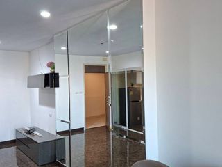 For sale and for rent 1 bed condo in Yan Nawa, Bangkok