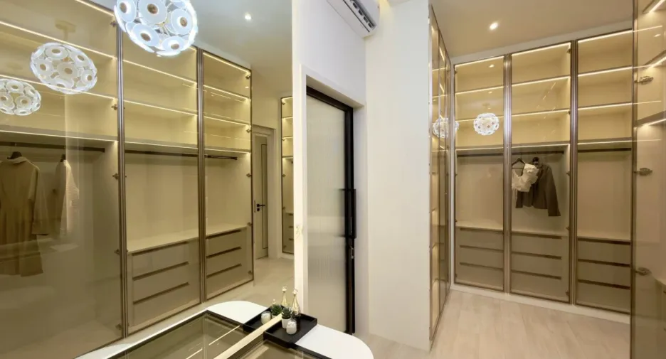 For sale 4 bedrooms villa in East Pattaya, Pattaya