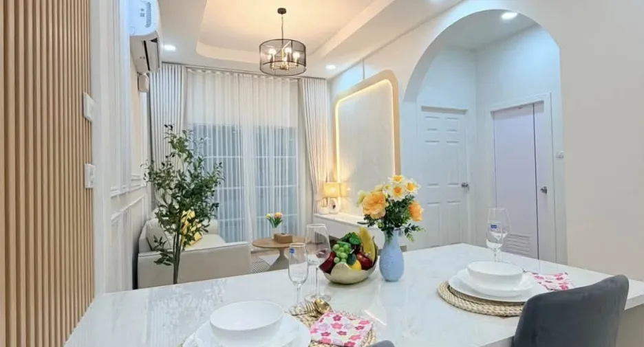 For sale 2 bedrooms townhouse in East Pattaya, Pattaya