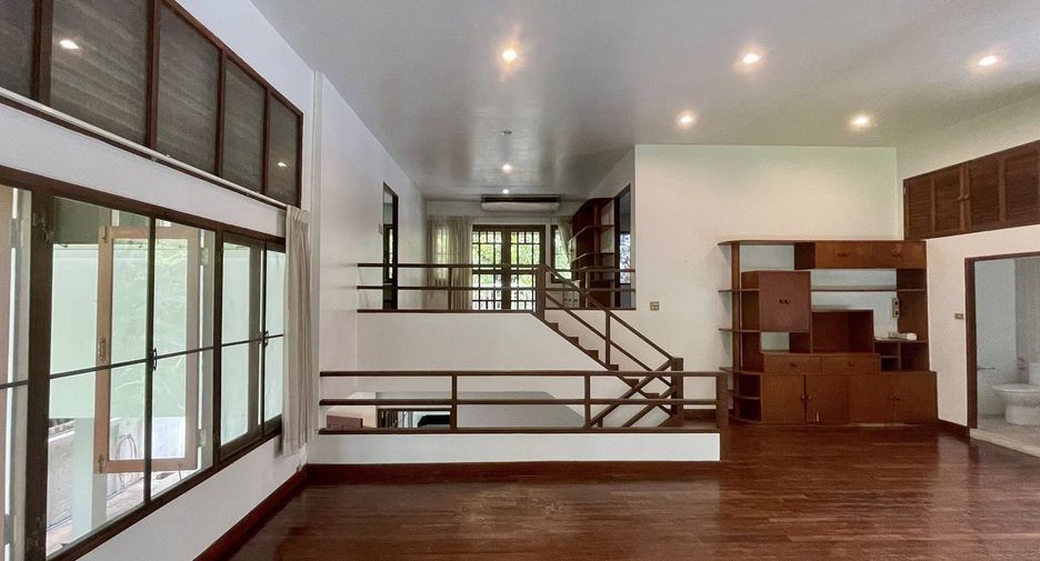 For sale and for rent 2 bedrooms house in Pathum Wan, Bangkok