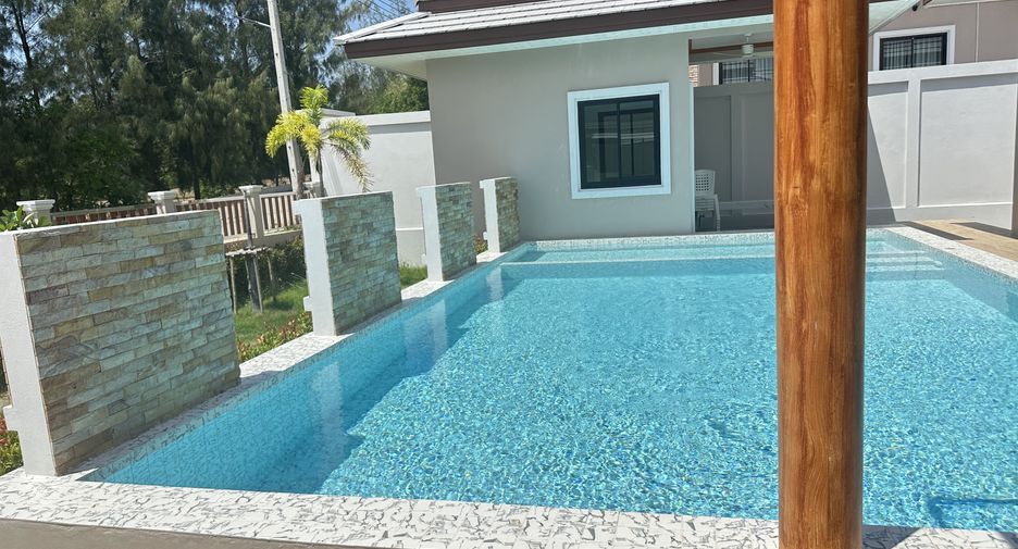 Villa en alquiler de 4 habitaciones en Pran Buri, Prachuap Khiri Khan
