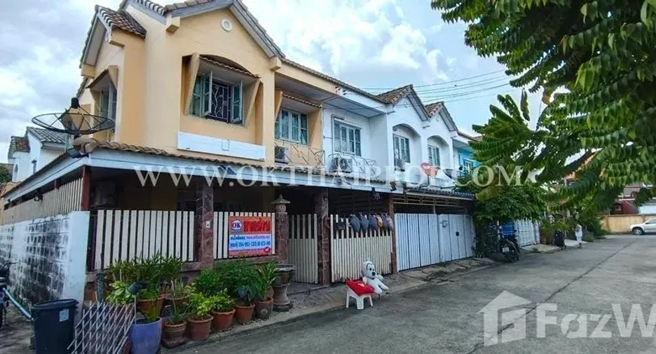 Reihenhaus zum Kauf mit 4 Zimmer in Bang Bua Thong, Nonthaburi