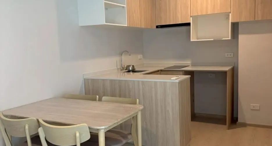 For rent 2 bedrooms condo in Bang Phli, Samut Prakan
