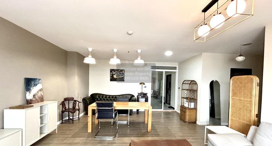 For rent 2 bedrooms condo in Bang Na, Bangkok