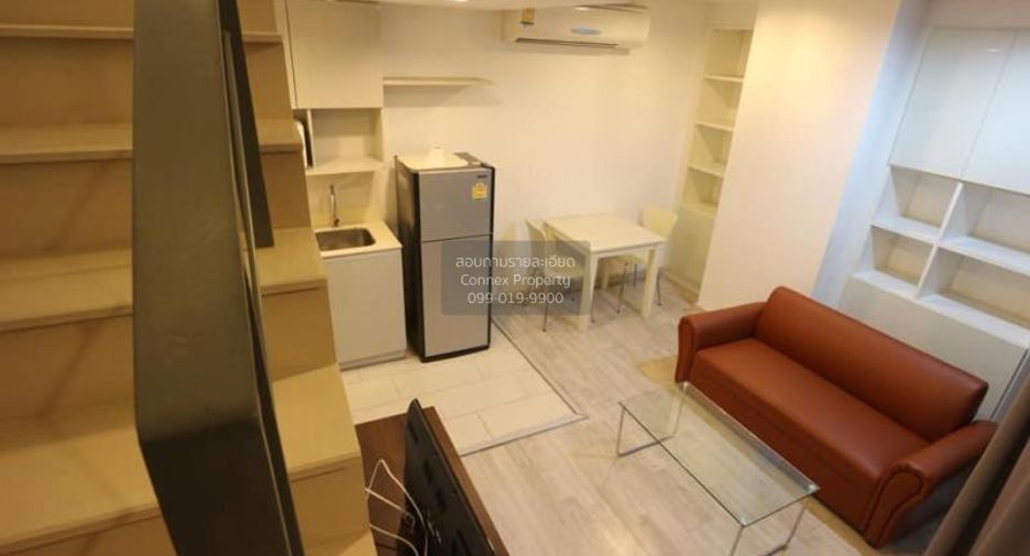 À louer 1 chambre condo à Phra Khanong, Bangkok