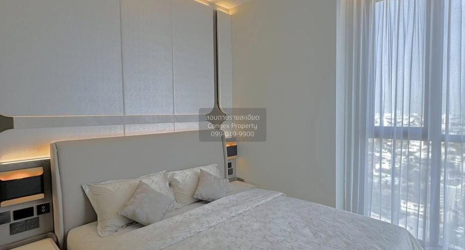 For rent 2 bedrooms condo in Watthana, Bangkok