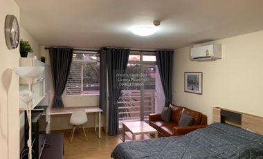 Wohnung zur Miete mit 1 Zimmer in Phra Khanong, Bangkok