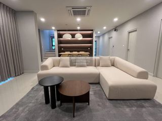 Casa en alquiler de 4 habitaciones en Bang Phli, Samut Prakan