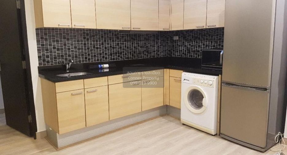 For rent 1 bed condo in Pathum Wan, Bangkok
