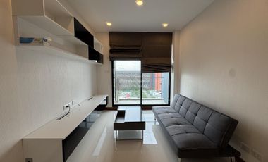 Condo en alquiler de 1 habitaciones en Khlong San, Bangkok