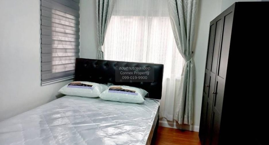 For rent 2 bedrooms condo in Pathum Wan, Bangkok