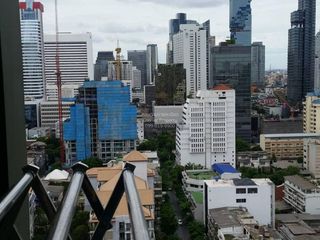 À louer 1 chambre condo à Bang Rak, Bangkok