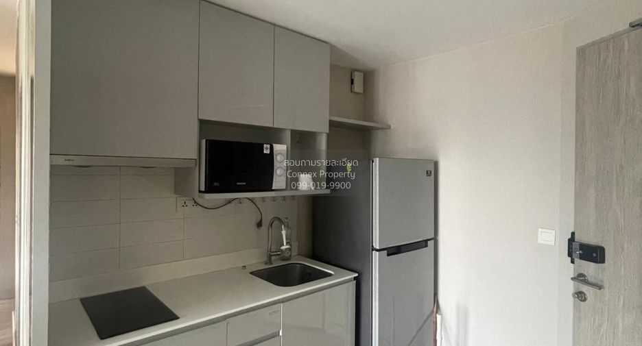 For rent 2 bedrooms condo in Huai Khwang, Bangkok