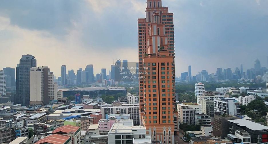 Condo en alquiler de 2 habitaciones en Khlong Toei, Bangkok